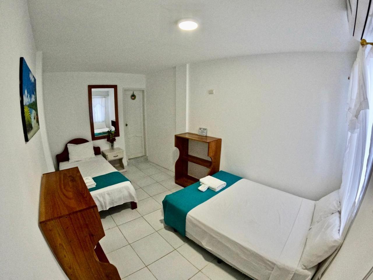 Galapagos Isabela Hotel Loja Пуэрто-Вильямиль Экстерьер фото