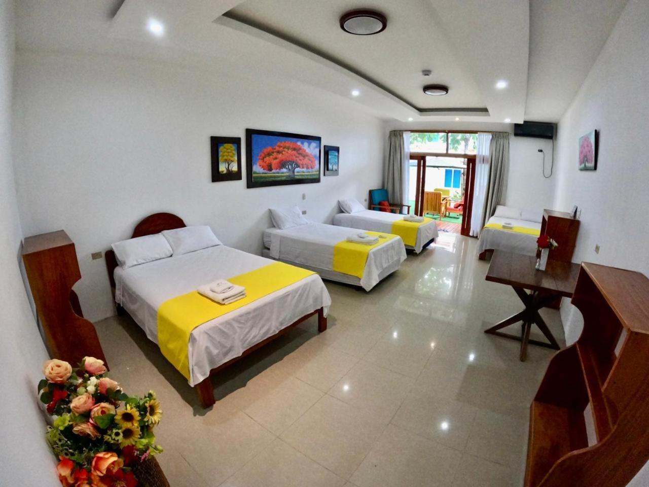 Galapagos Isabela Hotel Loja Пуэрто-Вильямиль Экстерьер фото