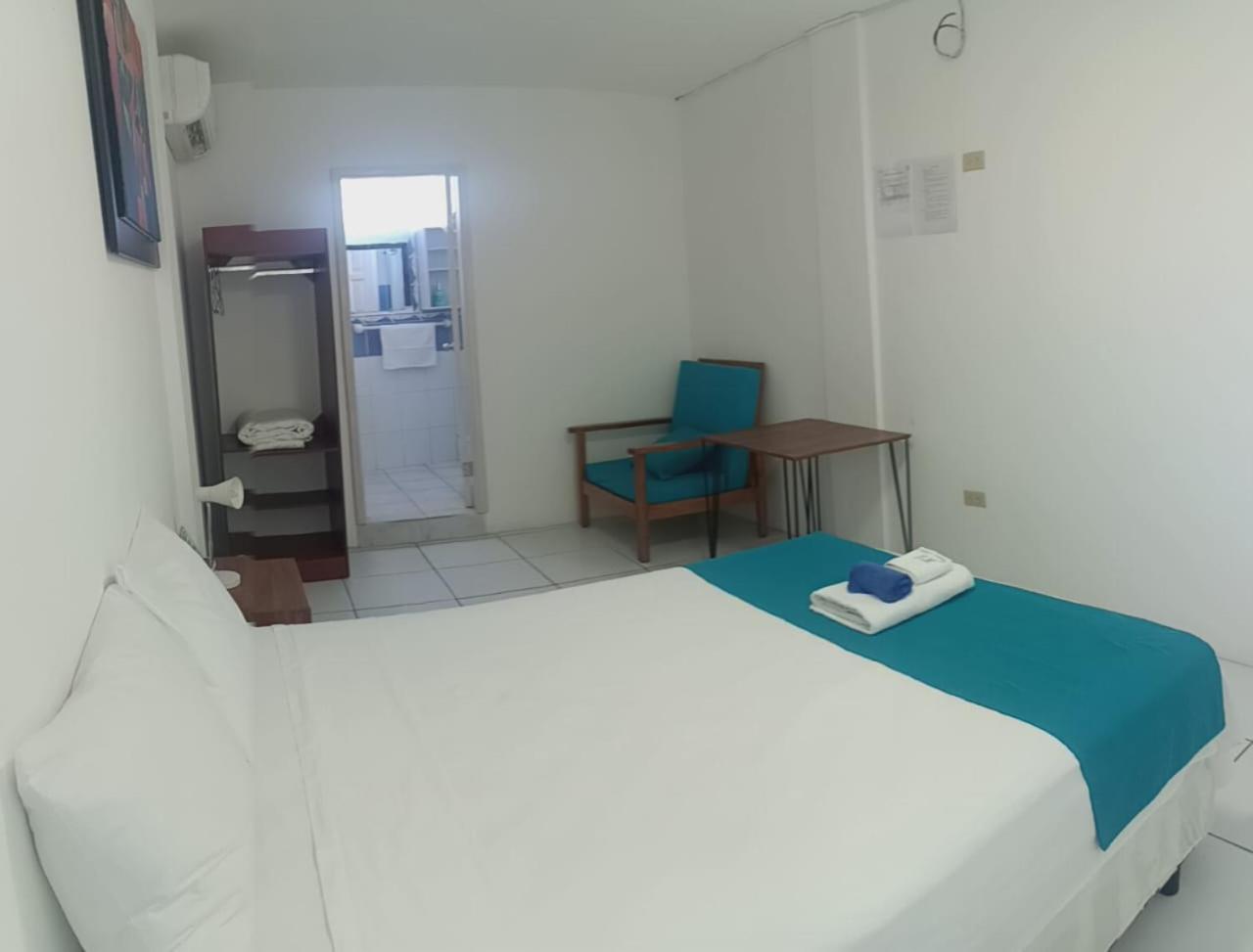 Galapagos Isabela Hotel Loja Пуэрто-Вильямиль Экстерьер фото