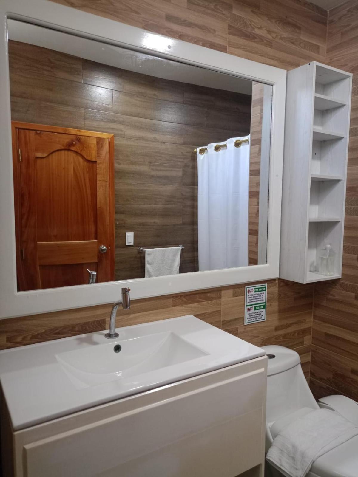 Galapagos Isabela Hotel Loja Пуэрто-Вильямиль Экстерьер фото